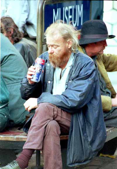 Image of drunks on bence.jpg